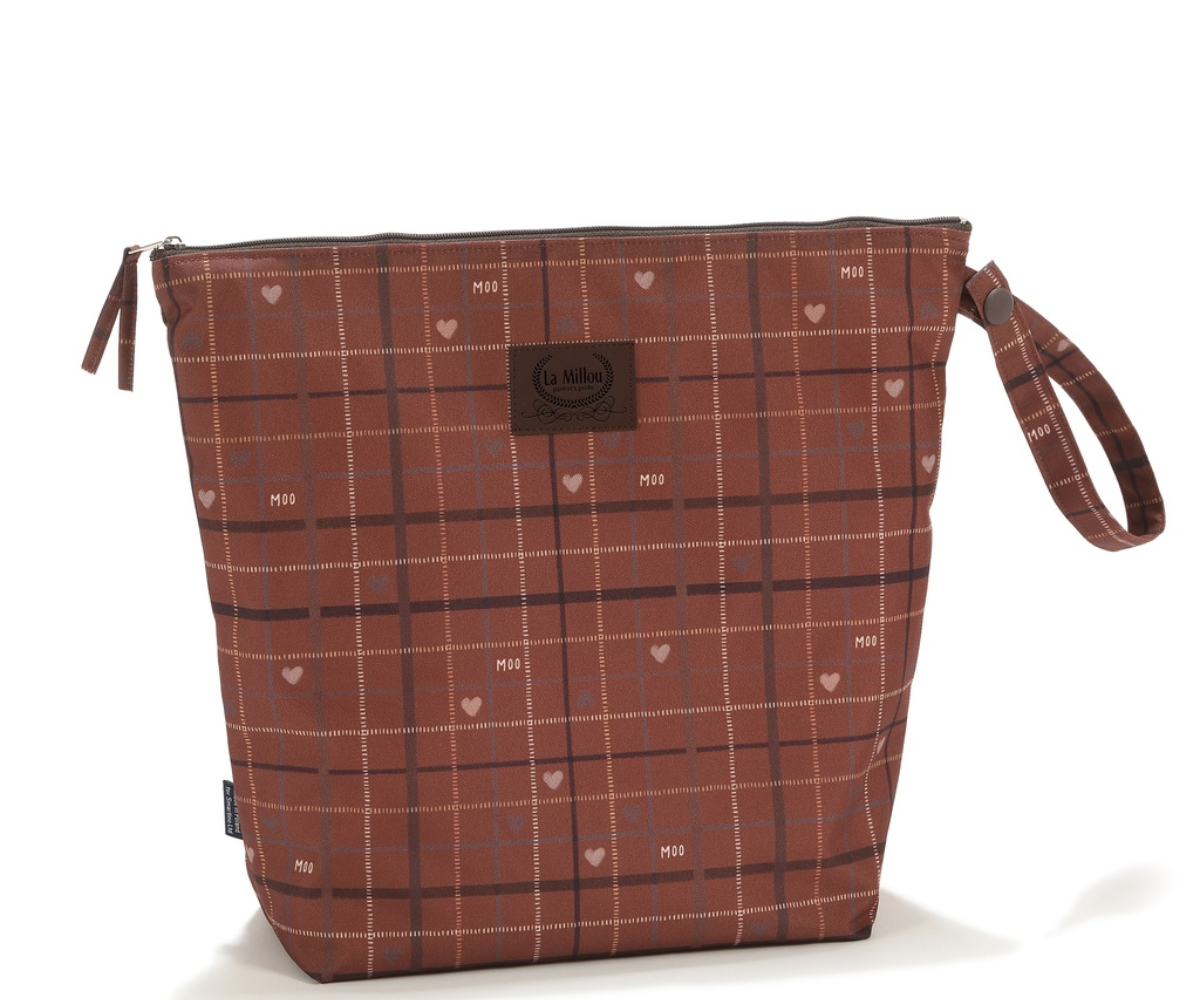 adiavroxo-tsantaki-kallintikwn-gynaikeio-bebe-moo-meadow-plaid-la- millou-xl Waterproof Travel Bag Moo Meadow Plaid (XL) - Image 1