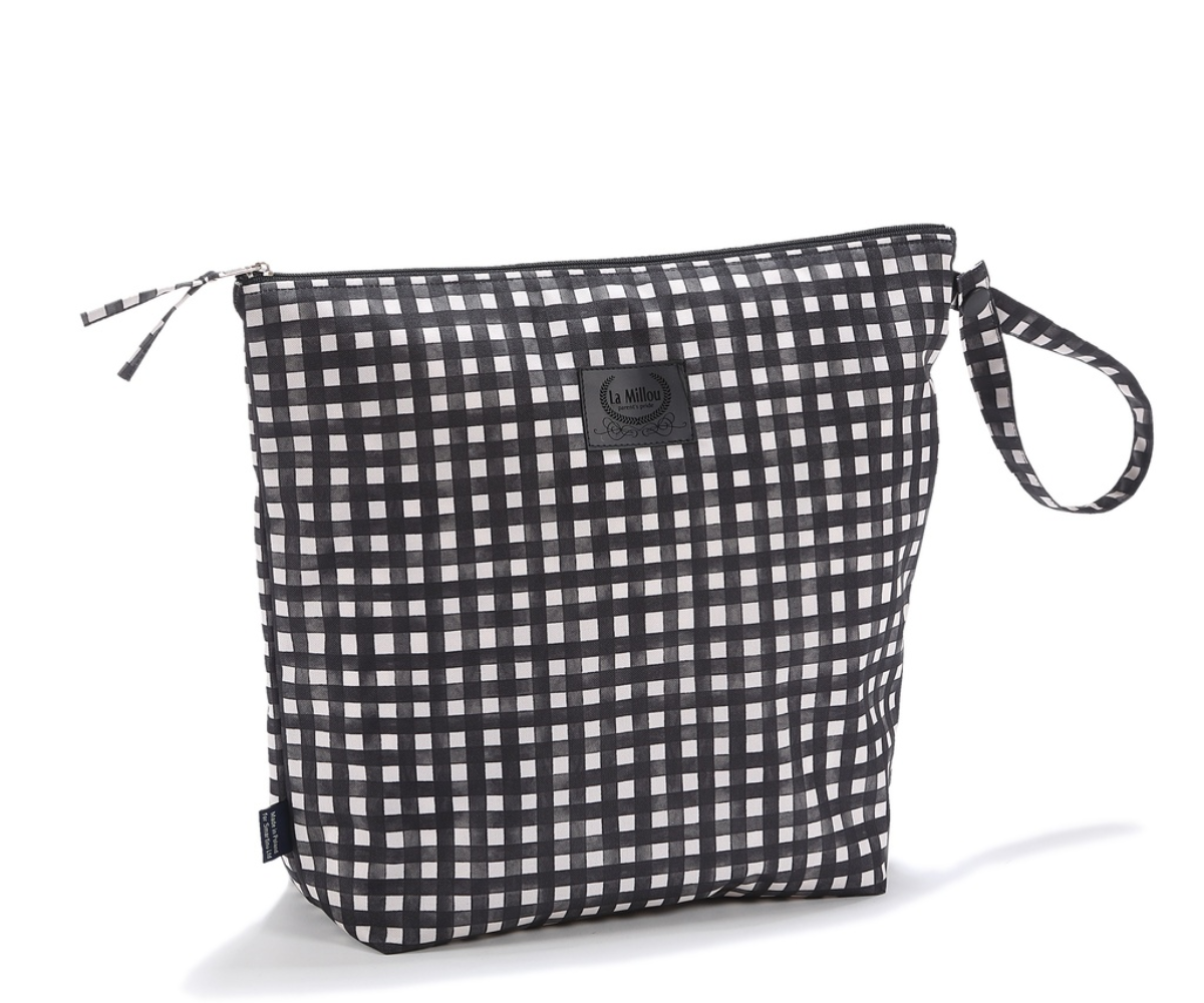 adiavroxo-tsantaki-kallintikwn-gynaikeio-black-vichy-la- millou-xl Waterproof Travel Bag Black Vichy (XL) - Image 1